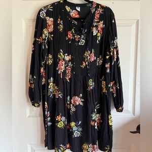 Old Navy black with flowers tunic/dress sz L